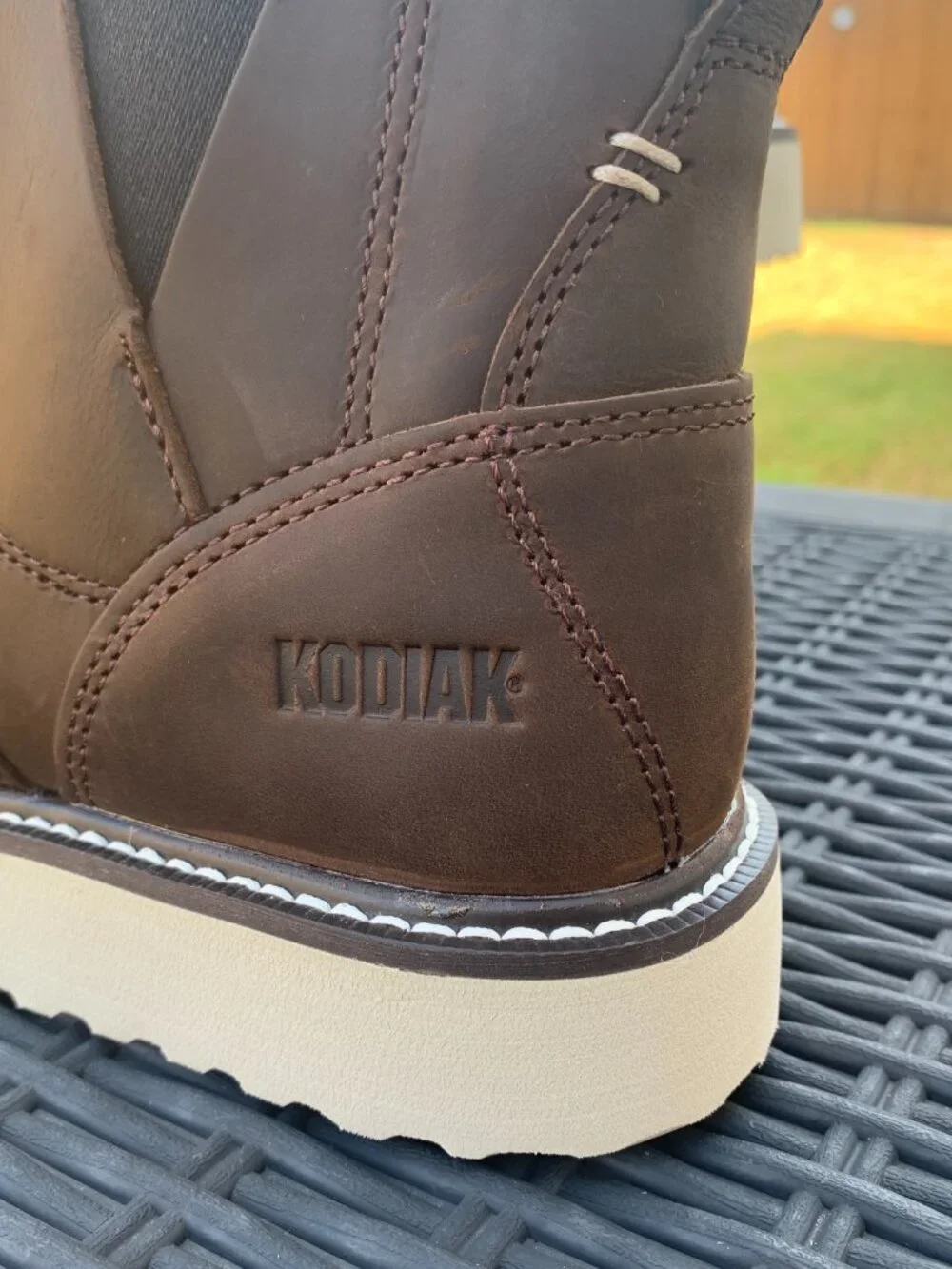 Kodiak Whitton Leather Chelsea Boots Women’s Size 8.5